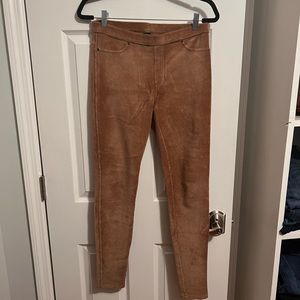 Hue women corduroy jeggings Size medium pants